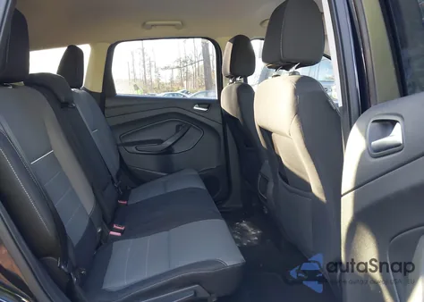 2015 Ford Escape Se z USA, uszkodzony, nr VIN 1FMCU9G95FUA10708